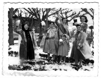 Nieve en el parque, 01/02/1954.